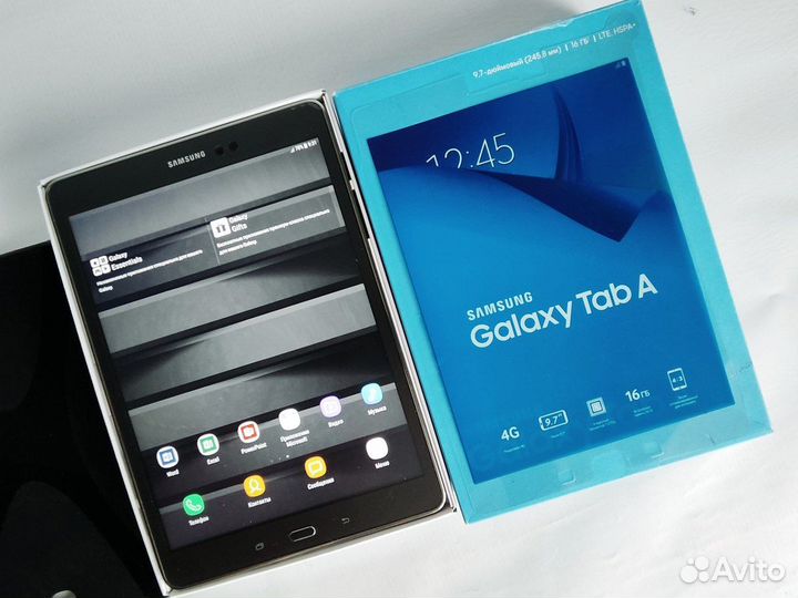 Планшет Samsung Galaxy Tab A 9.7 SM-T555