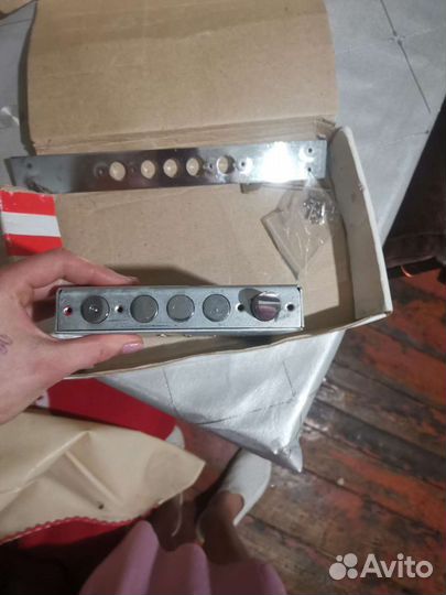 Замок дверной