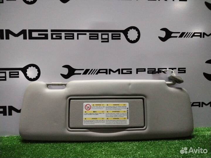 Козырек солнцезащитный правый Mercedes-Benz