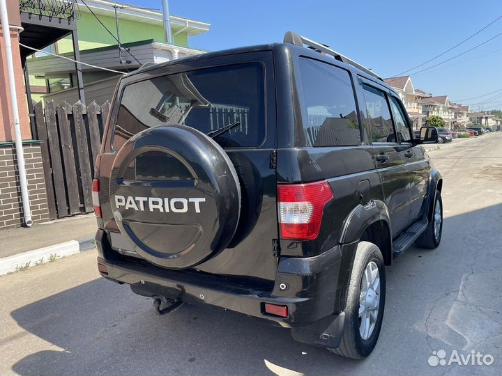 УАЗ Patriot 2.7 МТ, 2015, 186 000 км
