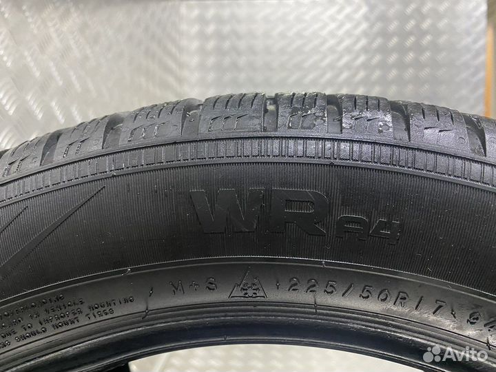 Nokian Tyres WR A4 225/50 R17 94V