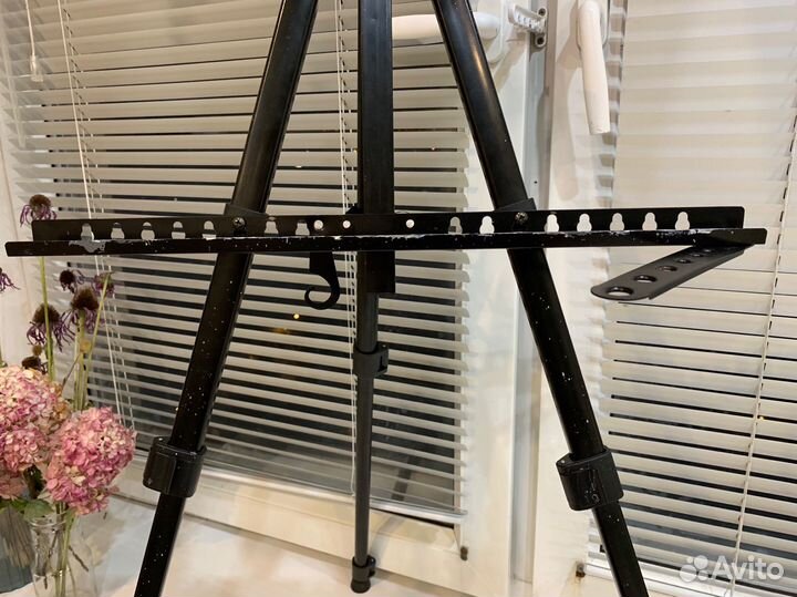 Мольберт тренога