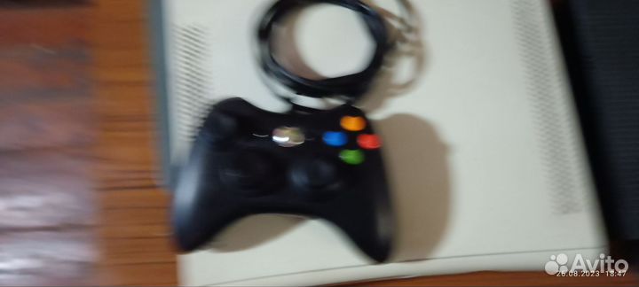 Играая приставка X BOX 360