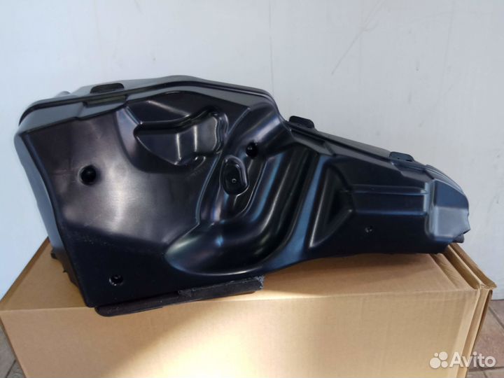 Кожух компрессора AMK Range Rover Discovery Sport