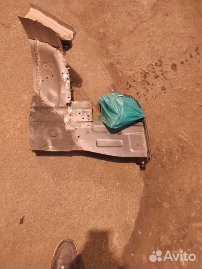 Лонжерон передний правый Hyundai Santa fe dm