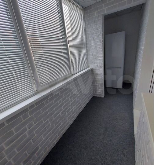 2-к. квартира, 65 м², 1/9 эт.