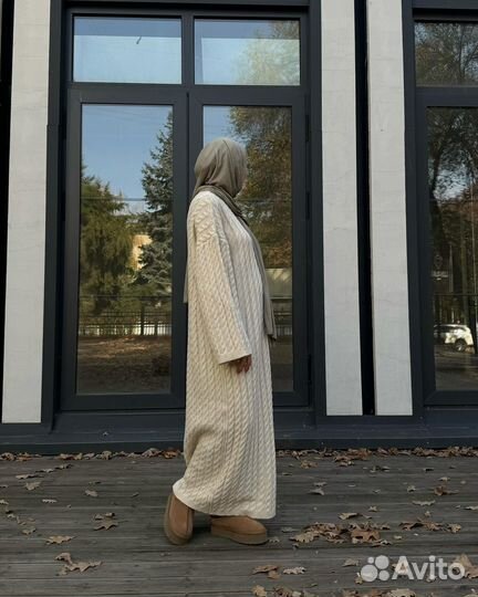 Вязаное платье