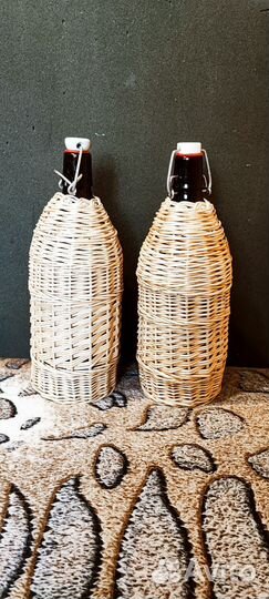 Бутылка в оплетке из лозы