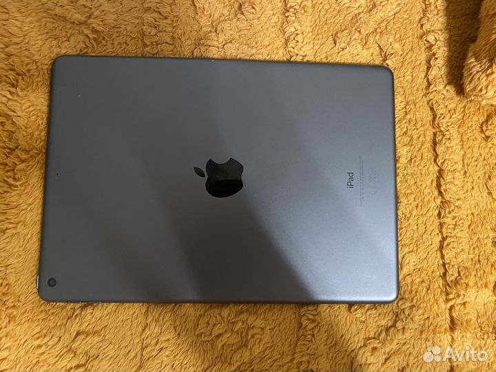 Планшет iPad 10.2 (2021, 9 поколение)