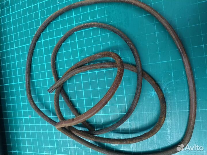 Кожаный ремень для швейной машинки Зингер