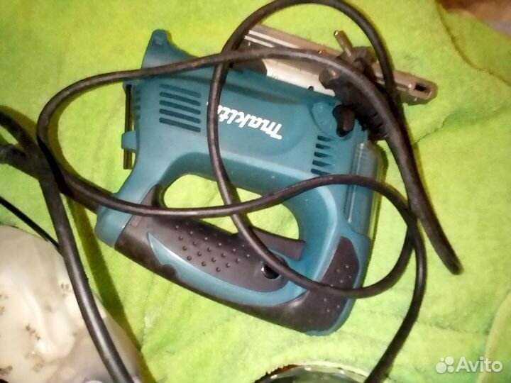 Электролобзик makita 4329
