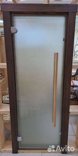 Дверь стеклянная в баню, сауну