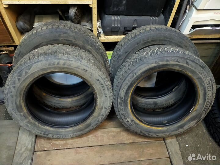 Bridgestone Blizzak Spike-01 185/65 R15