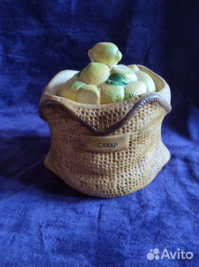 Сахарница и соусница