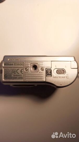 Nikon Coolpix 5600 цифровой фотоаппарат