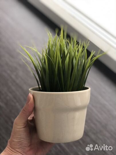 Искусственная трава IKEA Fejka с кашпо