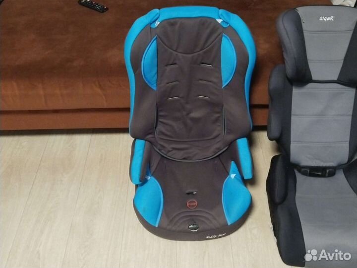 Автомобильное кресло