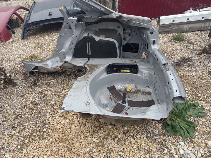 Задняя правая четверть Audi A4 B6