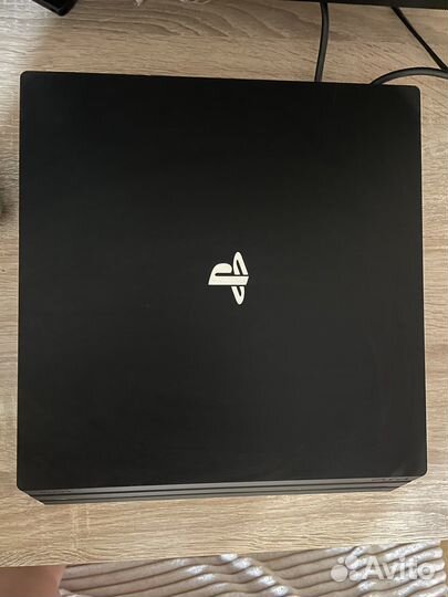Sony playstation 4 pro 1tb