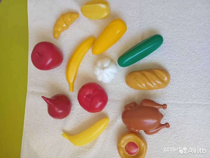 Искусственные фрукты