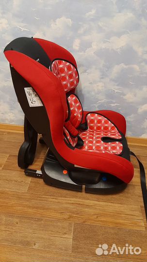 Детское автокресло от 0-18 кг