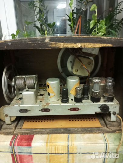 Ламповый радиоприемник балтика