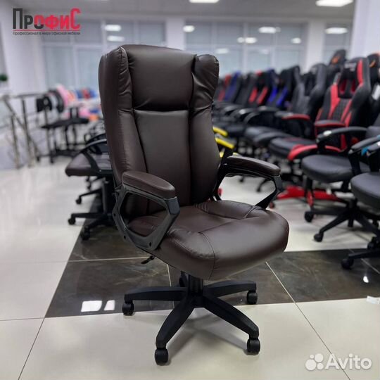 Офисное компьютерное кресло Адмирал (цвета)