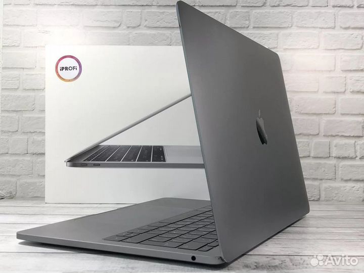 MacBook Pro 13