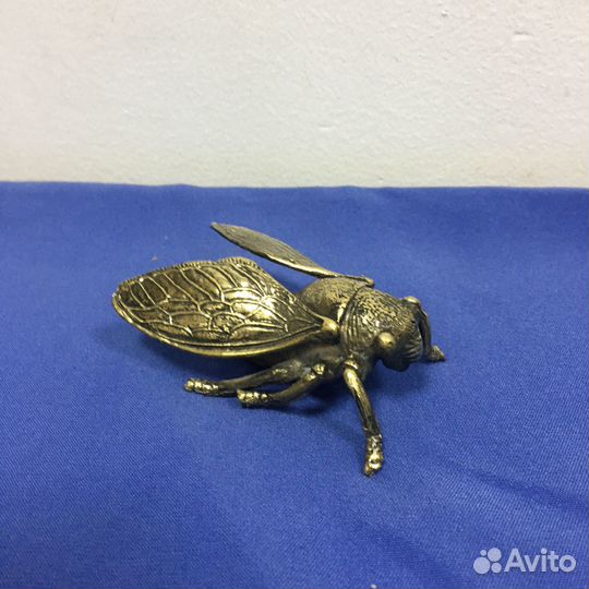 Муха бронза статуэтка