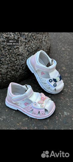Босоножки и сандалии для девочки