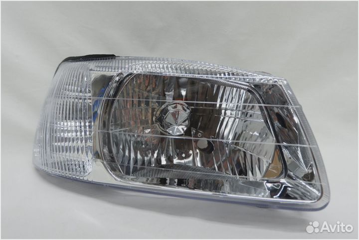 Фара правая Hyundai Accent 2 (2000-2012)