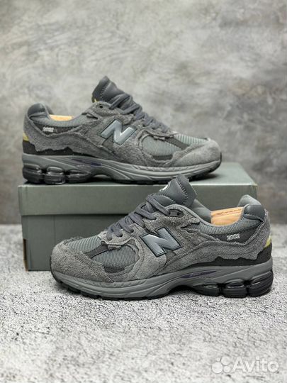 Кроссовки New Balance 2002R