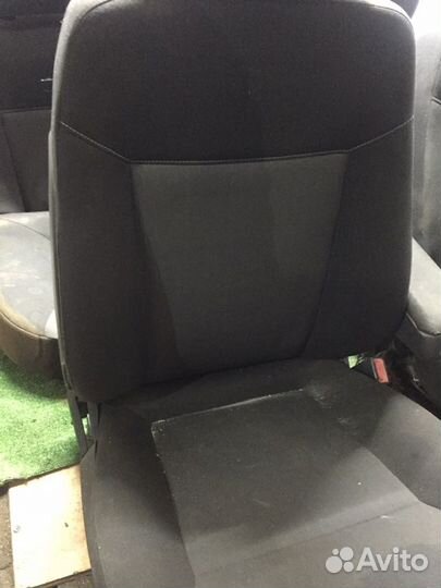 Сиденье Opel Astra H седан 1.6 Z16XER 2008