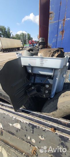 Подножка левая iveco stralis