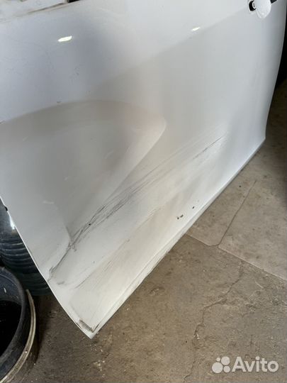 Дверь на машину