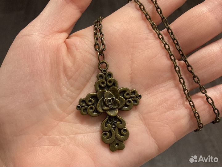 Цепочка с кулоном