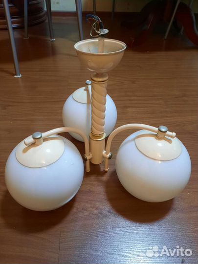 Люстры потолочные