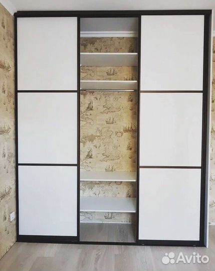 Шкаф-купе в стиле IKEA