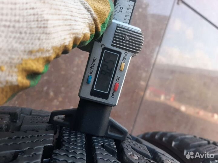 Kumho I'Zen RV Stud KC16 225/60 R17