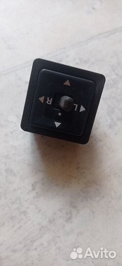 Кнопка регулировки зеркал mitsubishi pajero 2