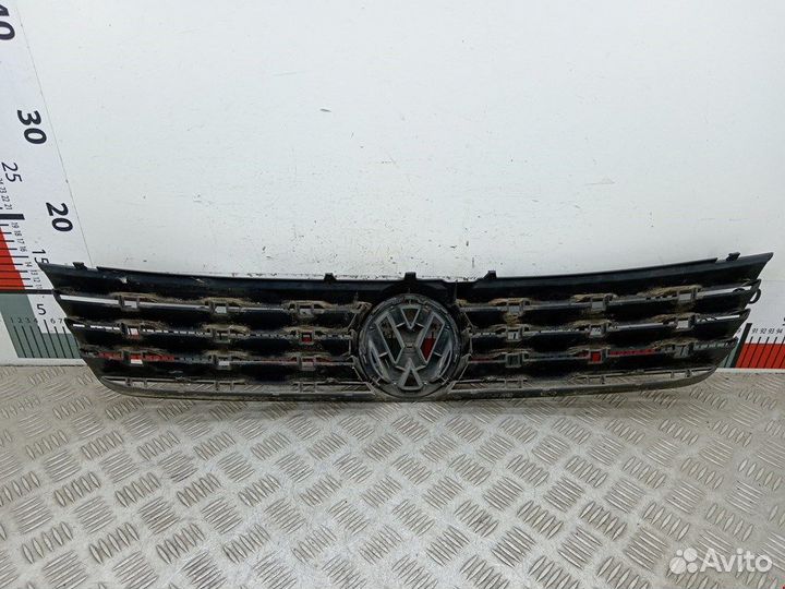 Решетка радиатора для Volkswagen Passat 5