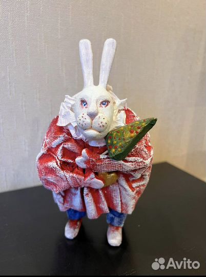 Зайцы (папье маше)