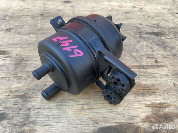 Бачок гидроусилителя руля BMW 3 E46 E87 E90 E82