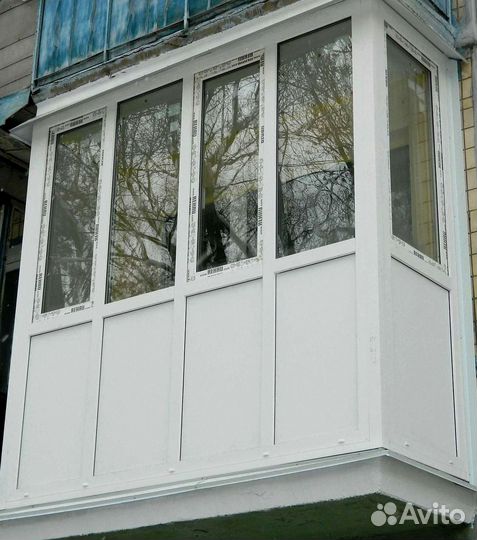 Остекление балконов и лоджий. Окна алюминиевые