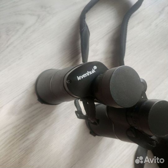 Бинокль levenhuk 10x50