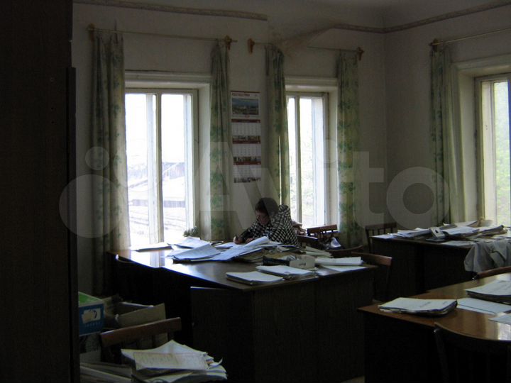 Нежилое здание в г.Орлов, 348.3 м²