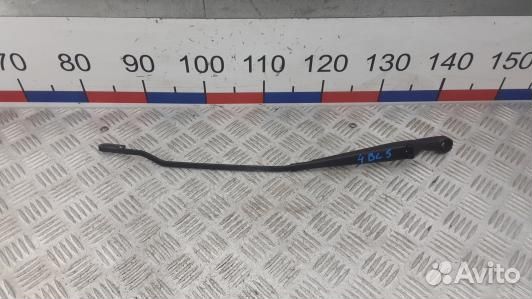 Щеткодержатель лобового стекла volkswagen passat B