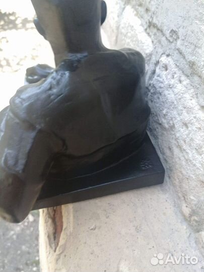 Бюст владимир маяковский