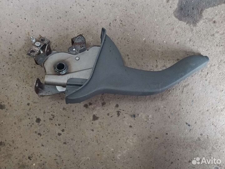 Ручка рычаг стояночного тормоза kia rio 2