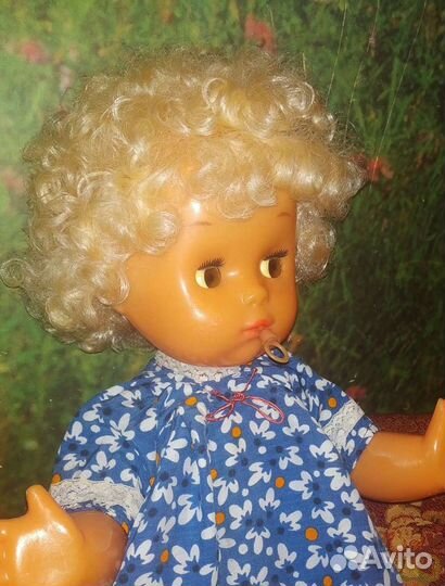 Кукла Вика флиртушка СССР
